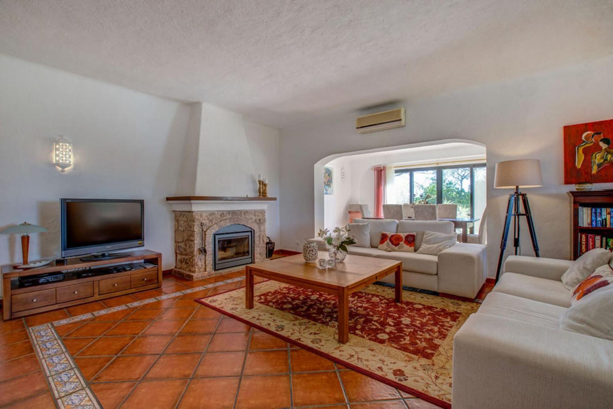 קארבואירו Villa Barlavento - Stunning 4-Bedroom Villa With Tennis Court מראה חיצוני תמונה
